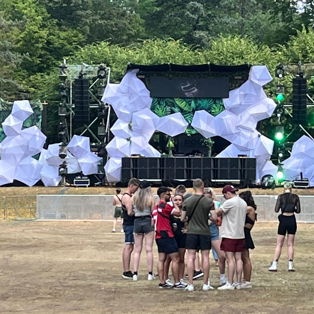 WCD Bühnenbild — Aufbau